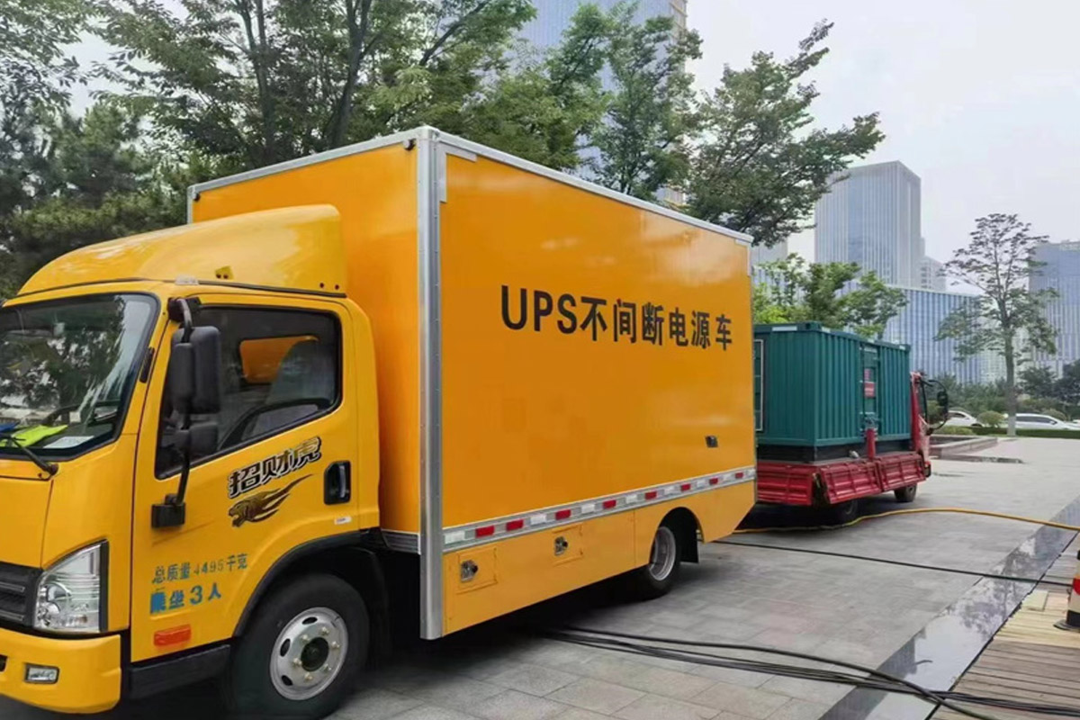 鄂尔多斯发电机租赁施工现场