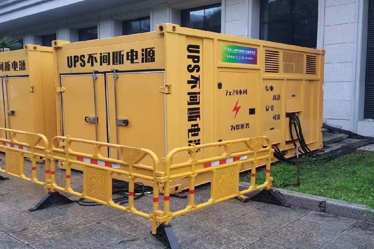鄂尔多斯发电机租赁施工现场
